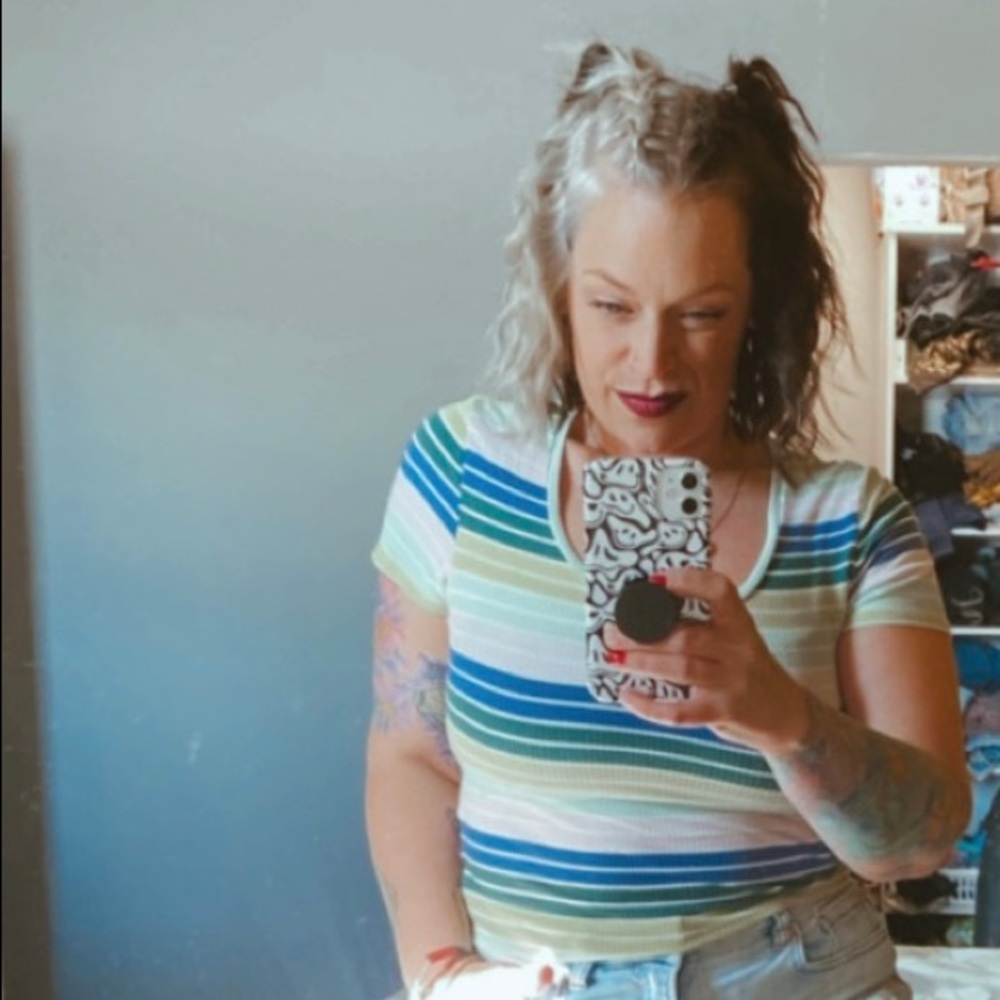 Meet your Posher, Megan